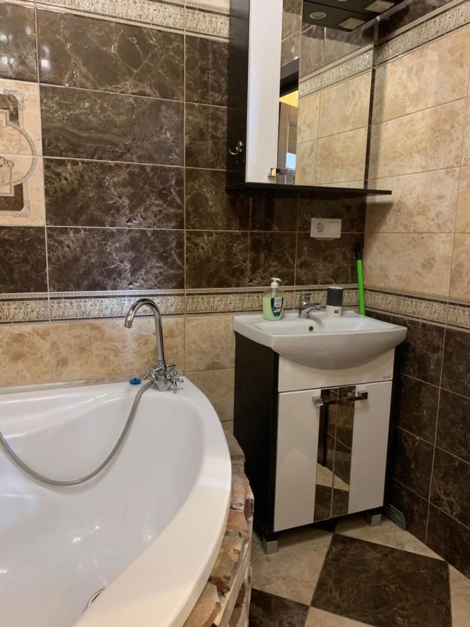 Apartment In Sacyjalistycnaja 39 กรอดโน ภายนอก รูปภาพ